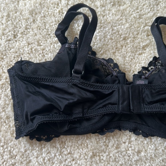 Victorias Secret Very Sexy Unlined Demi Bra - Picture 5 of 8